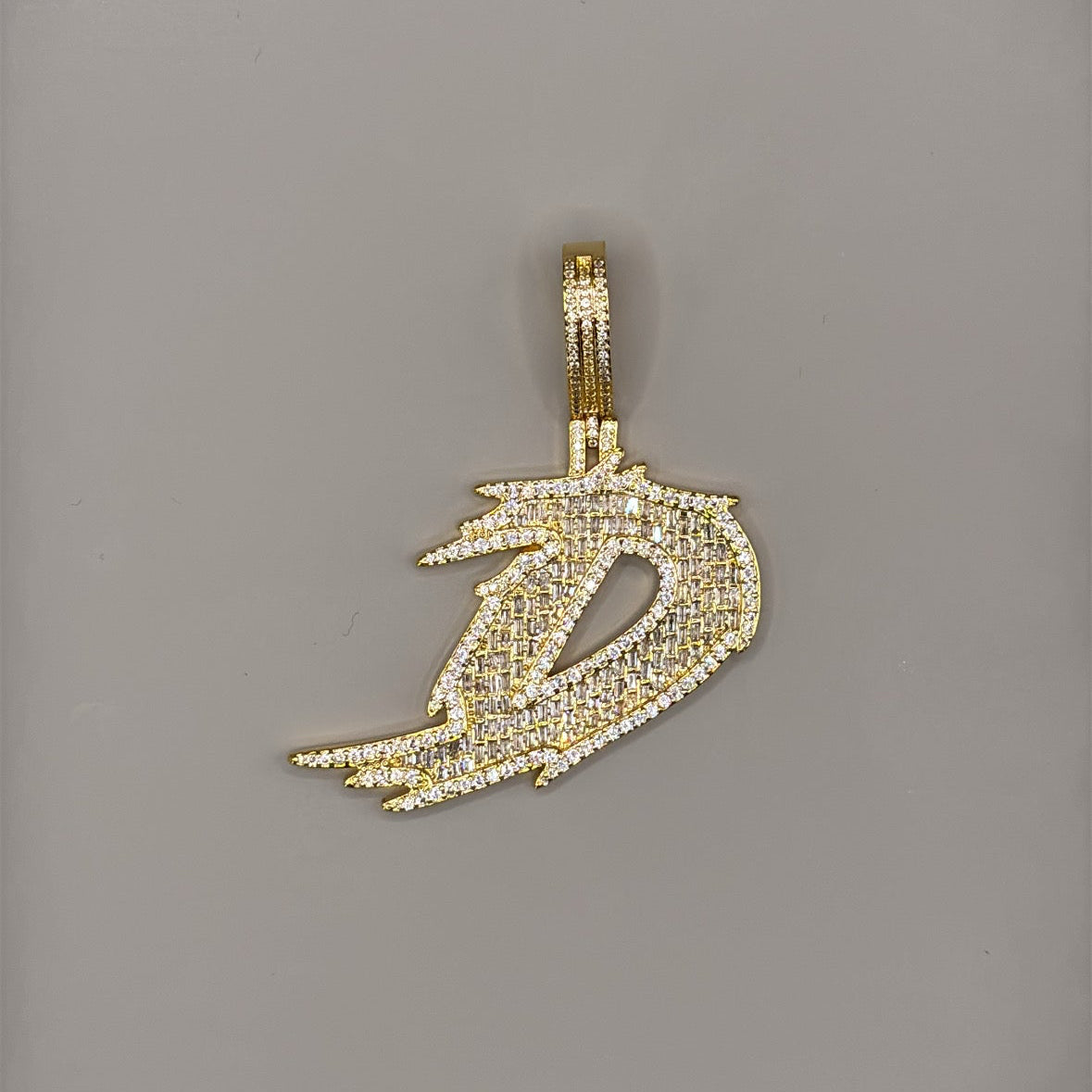 Custom hanger letter 2.0 Goud 18k