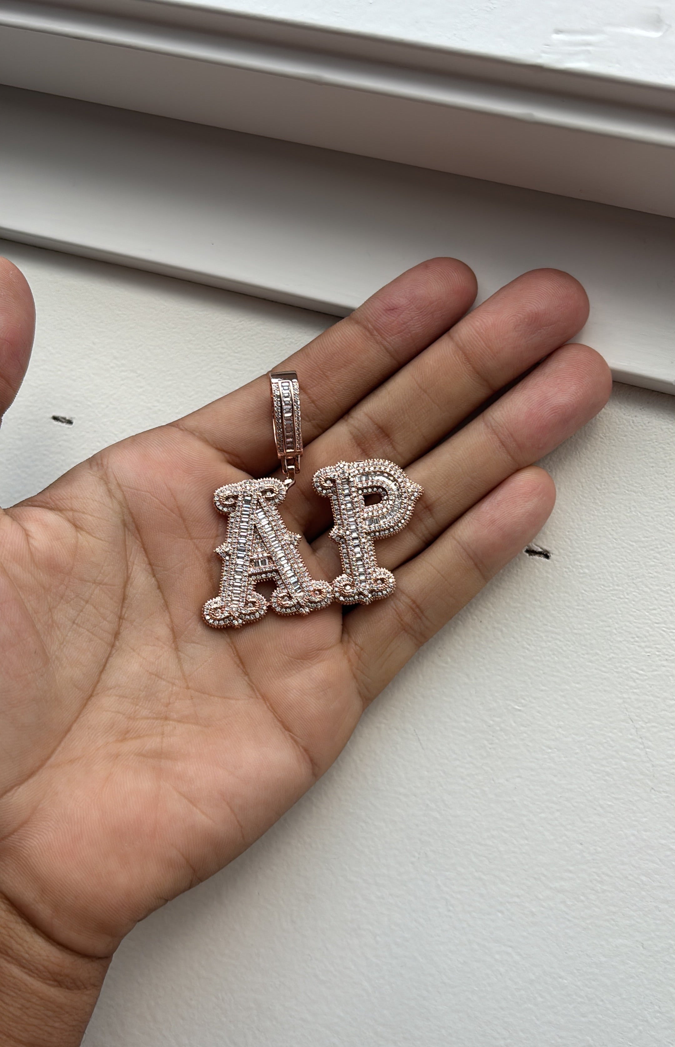 Custom 2 Letters Hanger + Ketting