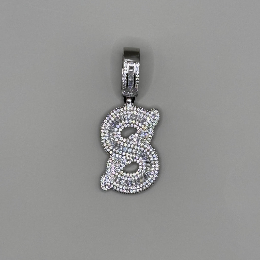 Custom Letter Hanger + Ketting